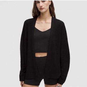 Lululemon Boxy cotton-blend knit wrap